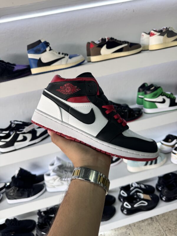 Air Jordan 1 MID Gym Red - Imagen 4
